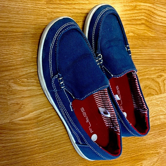 Size 5 Flites Shoes. Canvas.  EUC.  My daughter just outgrew them. - Picture 2 of 2